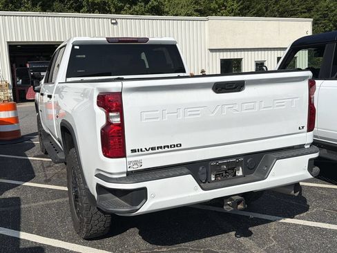 Used 2022 Chevrolet Silverado 2500 LT w/ Z71 Sport Edition AWD/4WD image 9