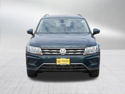 Used 2019 Volkswagen Tiguan SE image 2