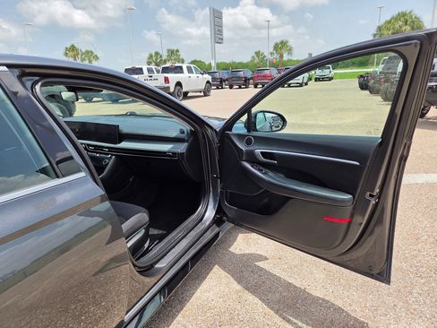 Used 2024 Hyundai Sonata SEL FWD image 17