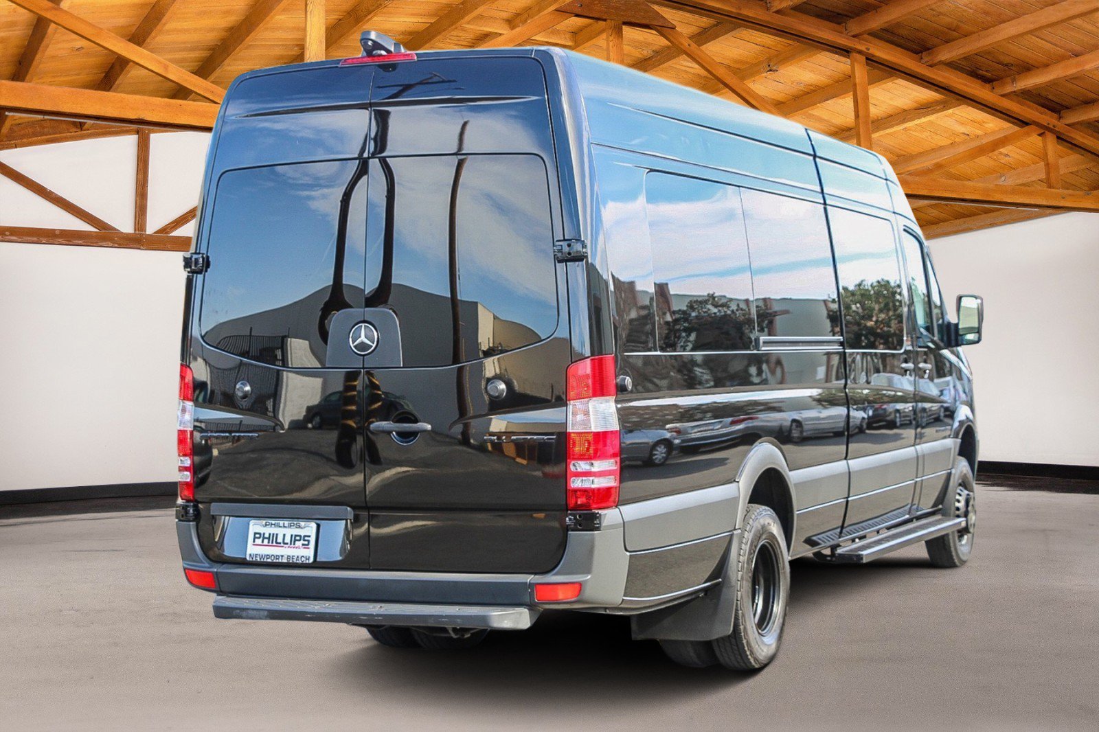 Used 2017 Mercedes-Benz Sprinter 3500 image 5