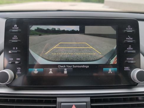Used 2018 Honda Accord EX-L image 27