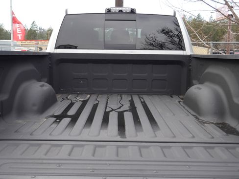 Used 2016 RAM 2500 Limited image 25