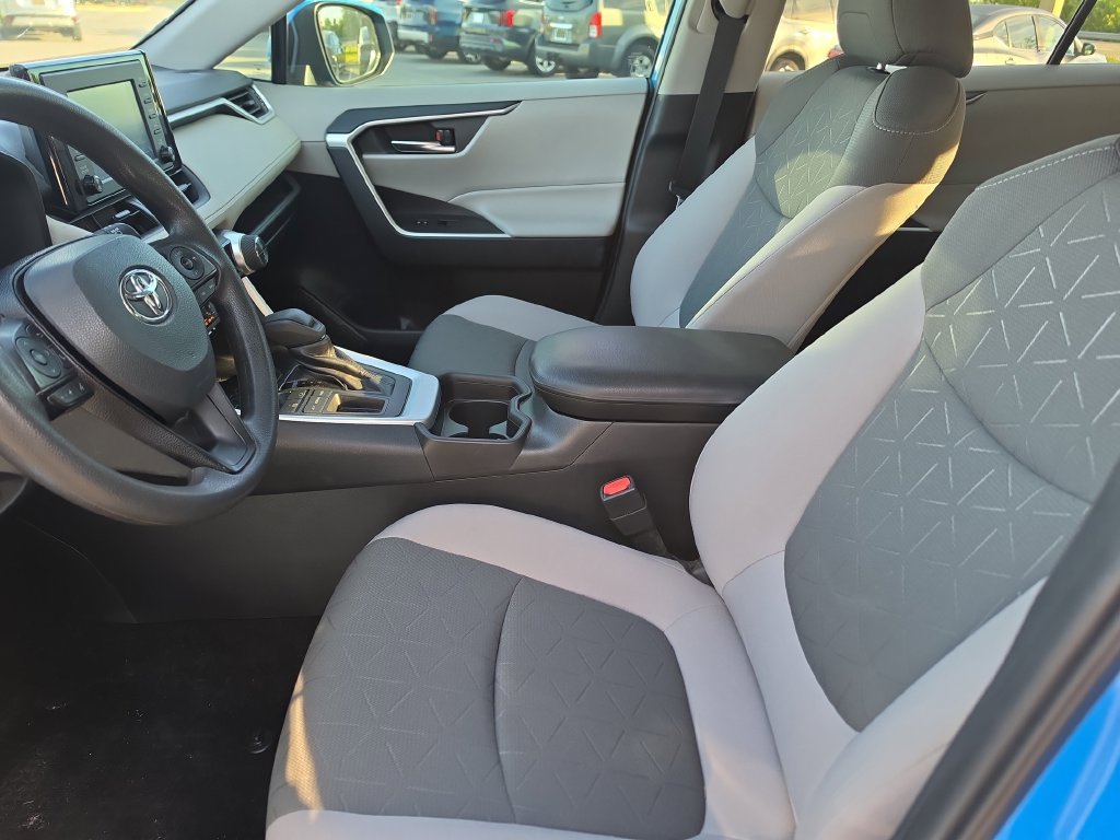 Used 2019 Toyota RAV4 XLE FWD image 15