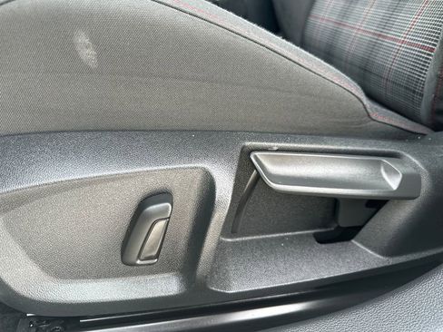 Certified 2024 Volkswagen GTI S image 4