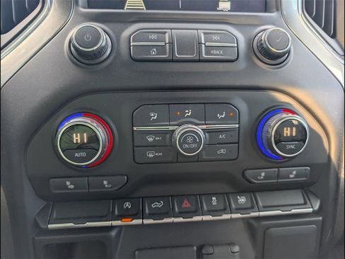 Used 2019 Chevrolet Silverado 1500 LT w/ All-Star Edition image 16