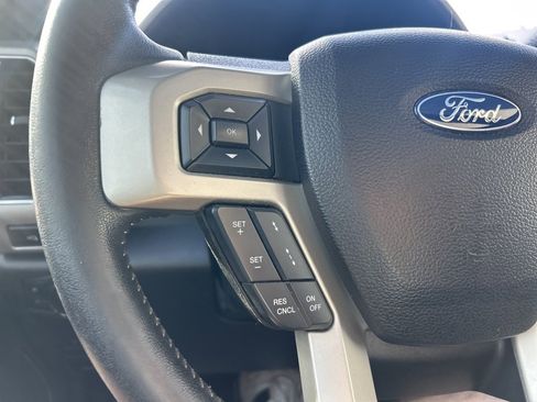 Used 2021 Ford F250 Lariat image 24