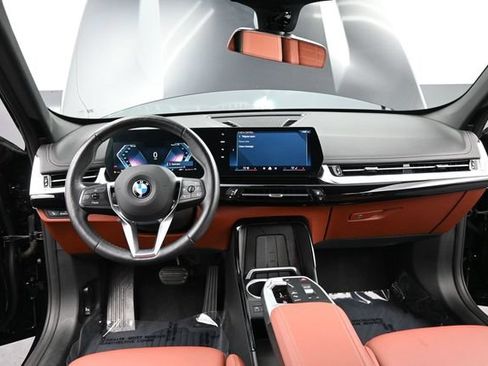 Used 2026 BMW X1 xDrive28i AWD/4WD image 16