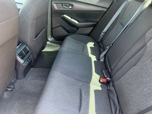 Used 2025 Honda Accord SE image 27