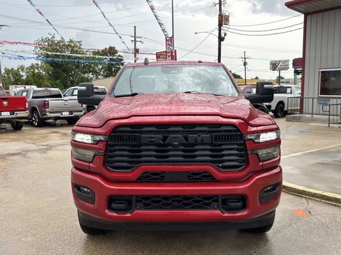 Used 2026 RAM 2500 Big Horn AWD/4WD image 2