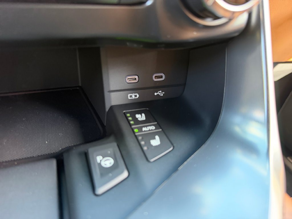 New 2026 Lexus LX 700h Luxury AWD/4WD image 23