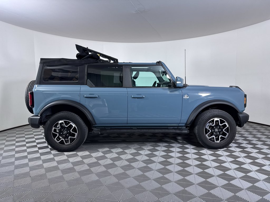 Used 2022 Ford Bronco Outer Banks AWD/4WD image 15