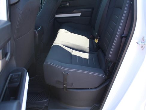 Used 2024 Toyota Tacoma TRD Off-Road image 14