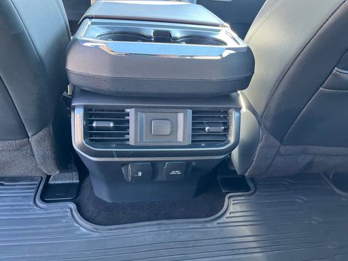 Used 2021 Ford F150 Lariat image 13