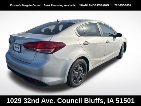 Used 2017 Kia Forte LX w/ LX Popular Package FWD image 6