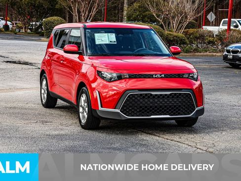 Used 2025 Kia Soul LX w/ LX Technology Package FWD image 5
