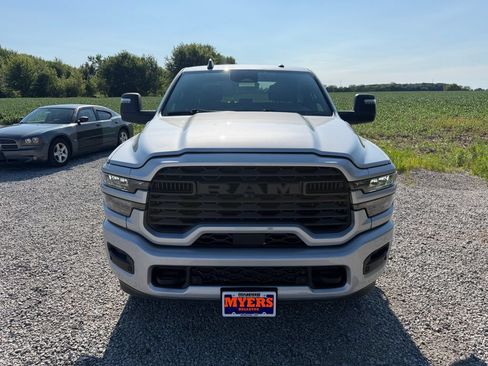 Used 2026 RAM 2500 Big Horn AWD/4WD image 22