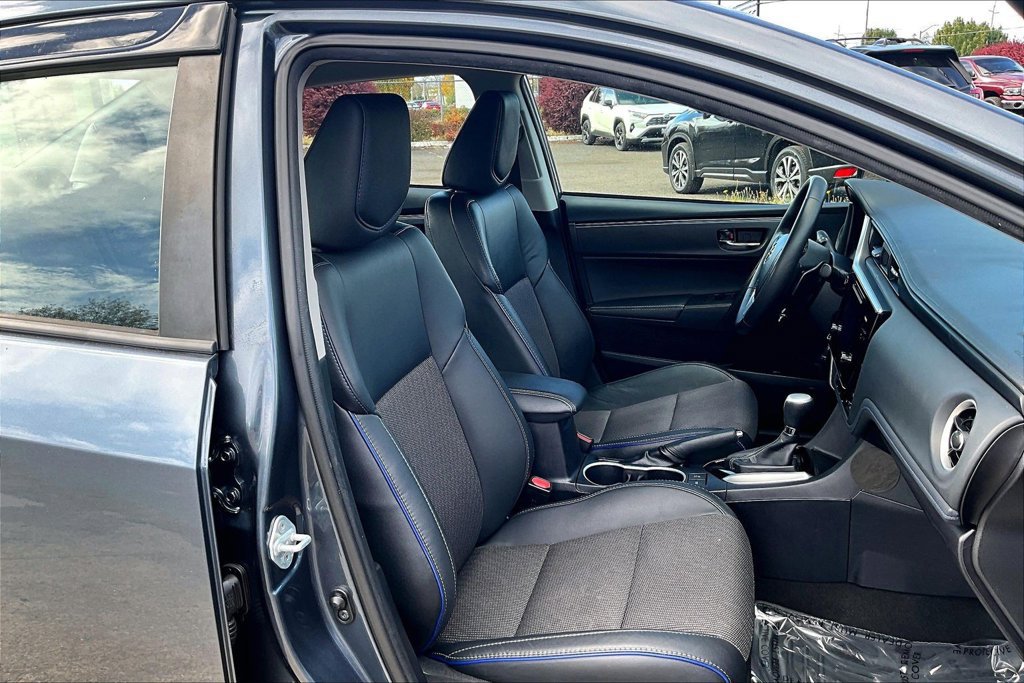Used 2017 Toyota Corolla SE FWD image 10