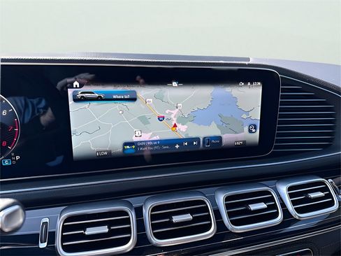 New 2025 Mercedes-Benz GLS 580 4MATIC image 18