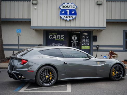 Used 2015 Ferrari FF AWD/4WD image 6