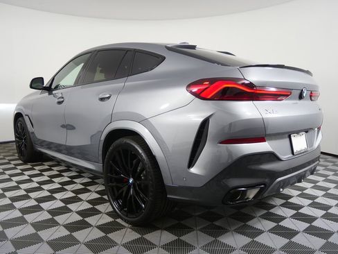 New 2026 BMW X6 xDrive40i w/ Climate Comfort Package image 6