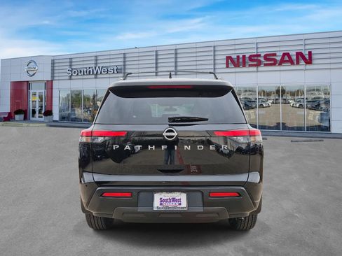 New 2026 Nissan Pathfinder SV image 7
