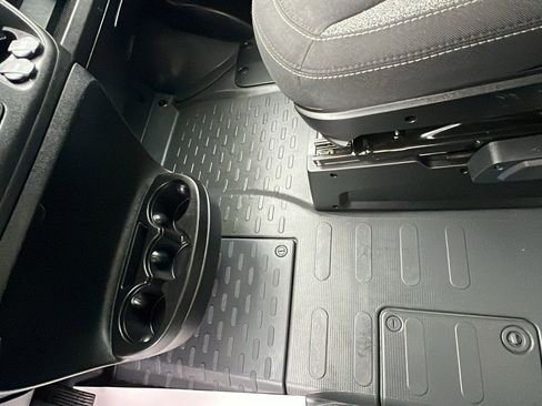 Used 2021 RAM ProMaster 1500 image 12