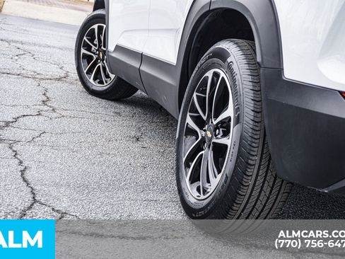 Used 2026 Chevrolet TrailBlazer LT w/ LT Cold Weather Package image 14
