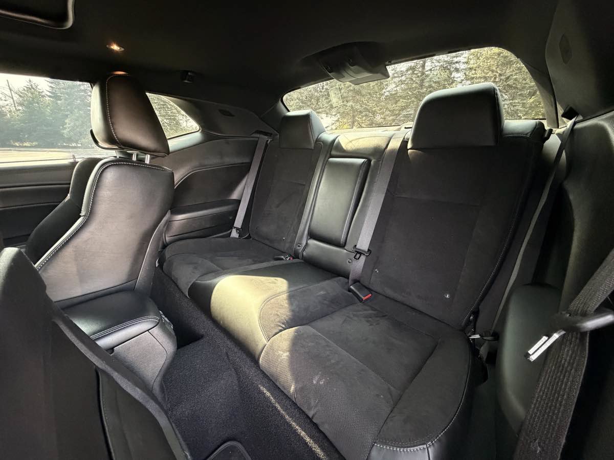 Used 2022 Dodge Challenger R/T Scat Pack RWD image 13