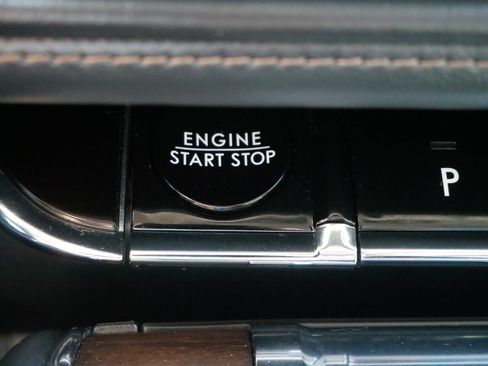 Used 2025 Lincoln Aviator Reserve w/ Equipment Group 201A image 28