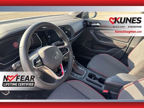 Used 2024 Volkswagen Jetta GLI 40th Anniversary Edition image 21