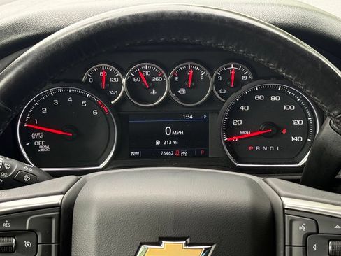 Used 2021 Chevrolet Silverado 1500 LT w/ Convenience Package II AWD/4WD image 17