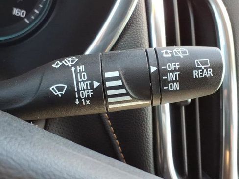 Used 2020 Chevrolet Equinox Premier AWD/4WD image 19