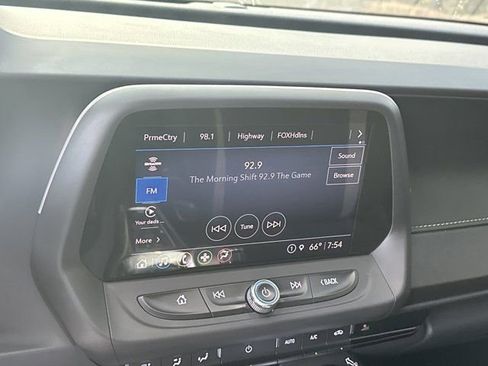 Used 2022 Chevrolet Camaro LT w/ RS Package image 25