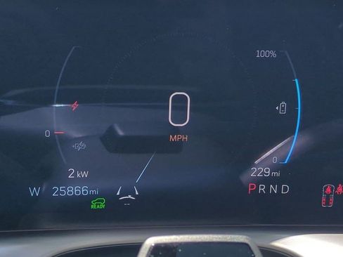 Certified 2026 Cadillac Vistiq Premium Luxury AWD/4WD image 10