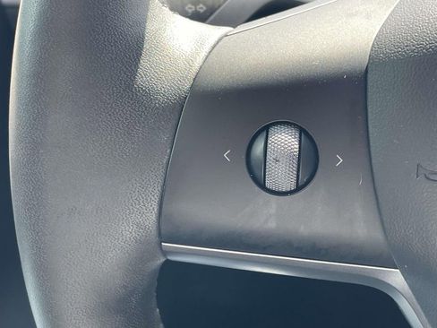 Used 2021 Tesla Model 3 Standard Range Plus image 20