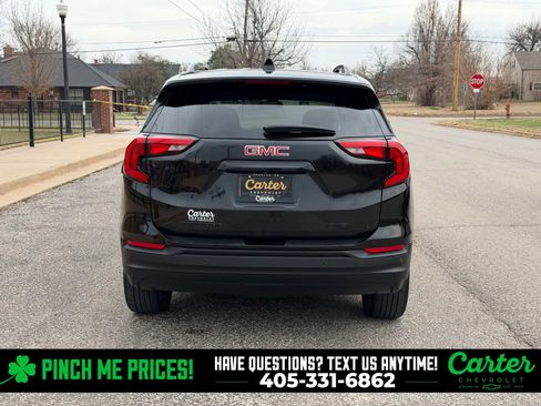 Used 2020 GMC Terrain SLE w/ Driver Convenience Package image 11