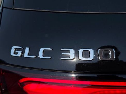Used 2026 Mercedes-Benz GLC 300 4MATIC image 9