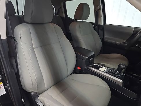 Used 2018 Toyota Tacoma SR5 image 14