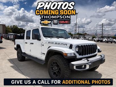 Used 2025 Jeep Gladiator Sport