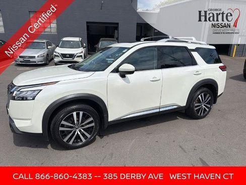 Certified 2023 Nissan Pathfinder Platinum AWD/4WD image 4