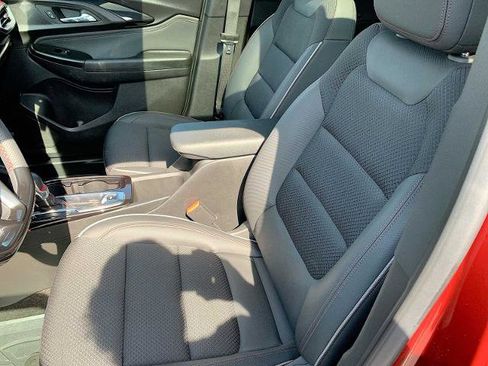 Certified 2023 Chevrolet TrailBlazer RS w/ Sun and Liftgate Package AWD/4WD image 19