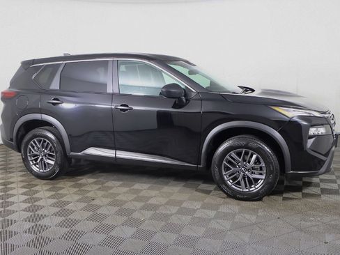 Used 2024 Nissan Rogue S AWD/4WD image 16