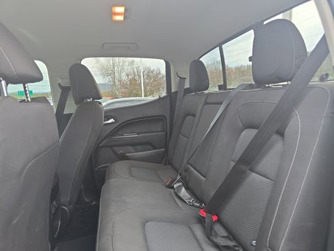 Used 2018 Chevrolet Colorado LT w/ Redline Special Edition AWD/4WD image 15