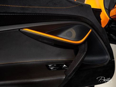 Used 2020 McLaren 720S Performance RWD image 37