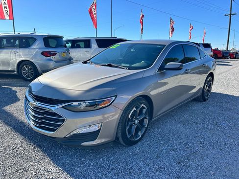 Used 2022 Chevrolet Malibu LT FWD image 17
