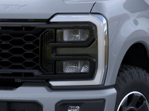 New 2026 Ford F250 Lariat AWD/4WD image 14