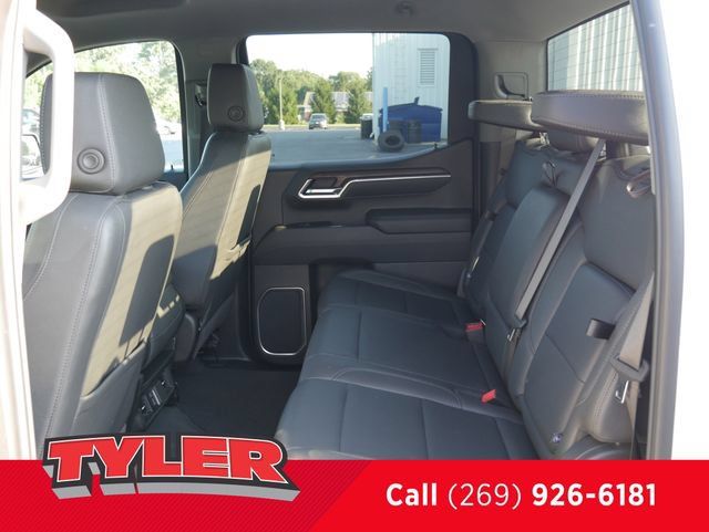 Used 2025 GMC Sierra 1500 SLT AWD/4WD image 40