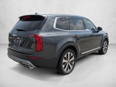 Used 2022 Kia Telluride EX w/ EX Premium Package image 5