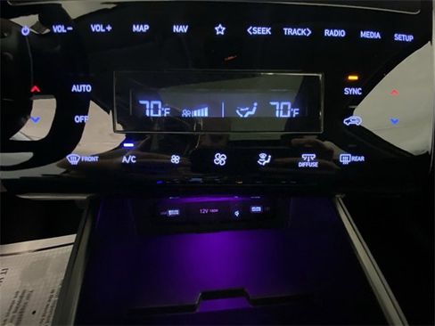 Used 2024 Hyundai Tucson Limited image 19