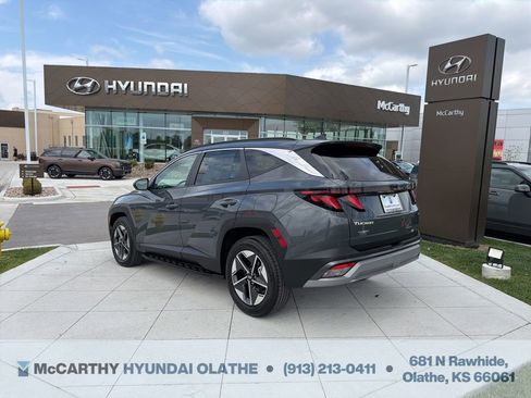 Certified 2025 Hyundai Tucson SEL AWD/4WD image 3